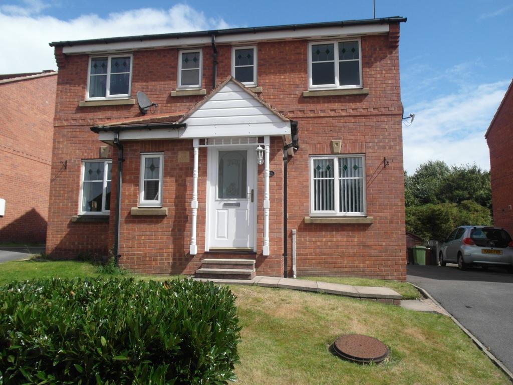 Millbeck Approach, Morley, LS27 2 bed semidetached house £825 pcm (£