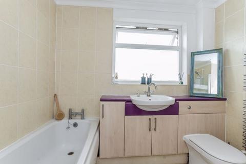 26 Fleetwood Close, Chalfont St Giles, HP8 4DR