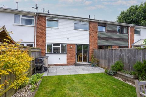 26 Fleetwood Close, Chalfont St Giles, HP8 4DR