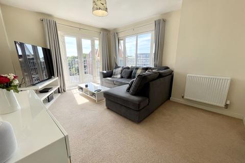 2 bedroom apartment for sale - Stokers Close, Dunstable