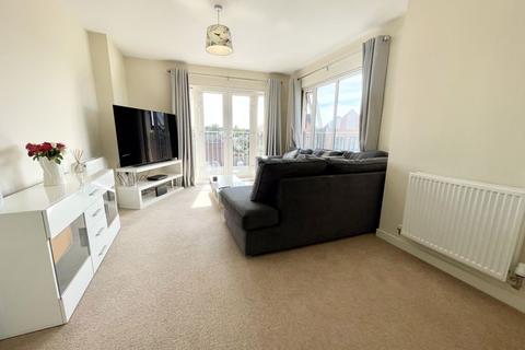 2 bedroom apartment for sale - Stokers Close, Dunstable