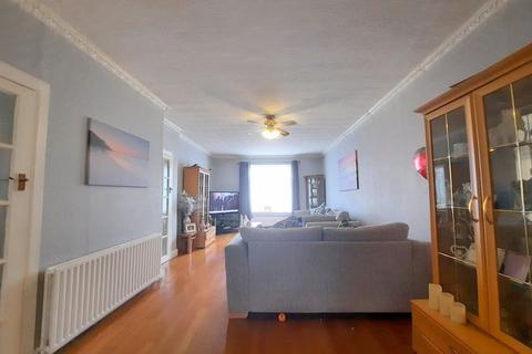 59 Burns Avenue, Feltham, TW14 9LZ
