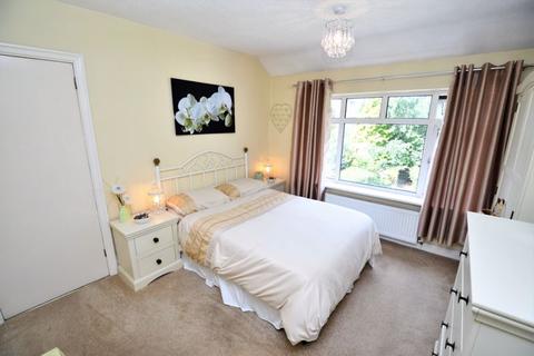 3 bedroom semi-detached house for sale - St. Georges Crescent, Salford