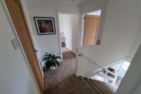 2 The Close, Merriott, TA16 5PE