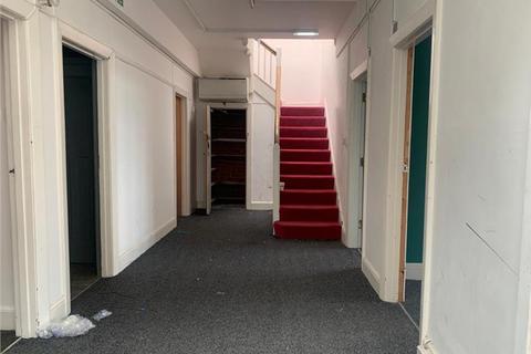Office to rent - PROMINENT FIRST FLOOR OFFICES*, 18A Pride Hill, Shrewsbury, Shropshire, SY1 1DQ