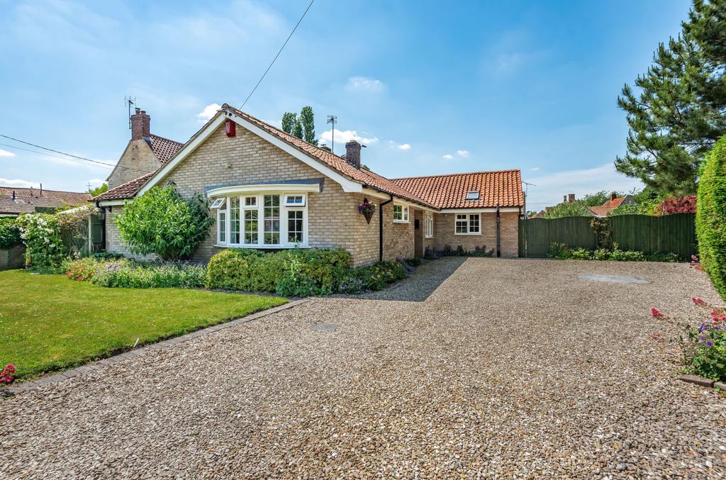 Oasby, Grantham, NG32 3 bed bungalow £425,000