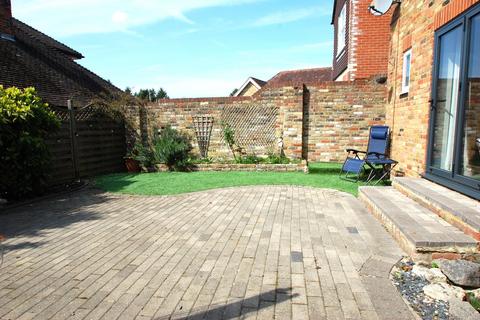 3 bedroom detached house for sale, Sycamore Road, Chalfont St Giles, Buckinghamshire, HP8