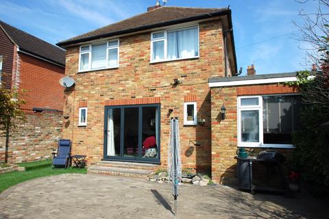 3 bedroom detached house for sale, Sycamore Road, Chalfont St Giles, Buckinghamshire, HP8