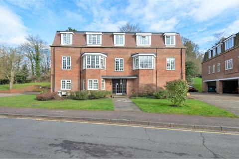 2 bedroom apartment to rent, Craigmount, Radlett, Hertfordshire, WD7