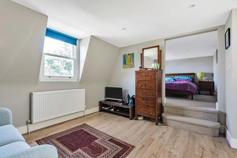 16 Winterwell Road, London, SW2 5JD