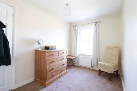 9 Aubrey Close, Marlborough, SN8 1TS