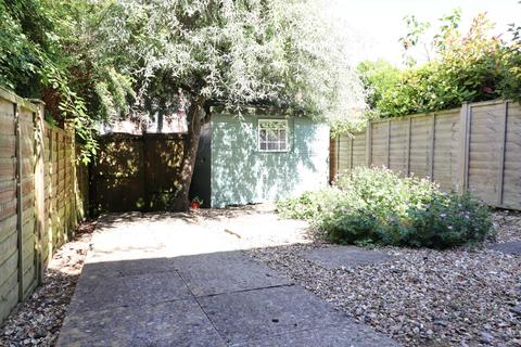 9 Aubrey Close, Marlborough, SN8 1TS
