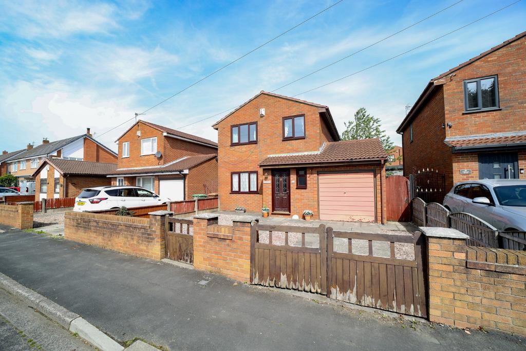 Wrigley Road, Haydock, WA11 0NU 3 bed detached house £160,000