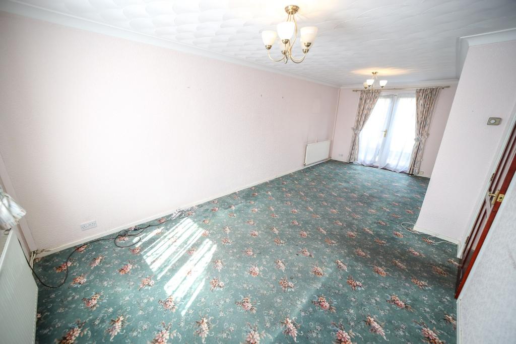 Wrigley Road, Haydock, WA11 0NU 3 bed detached house £160,000