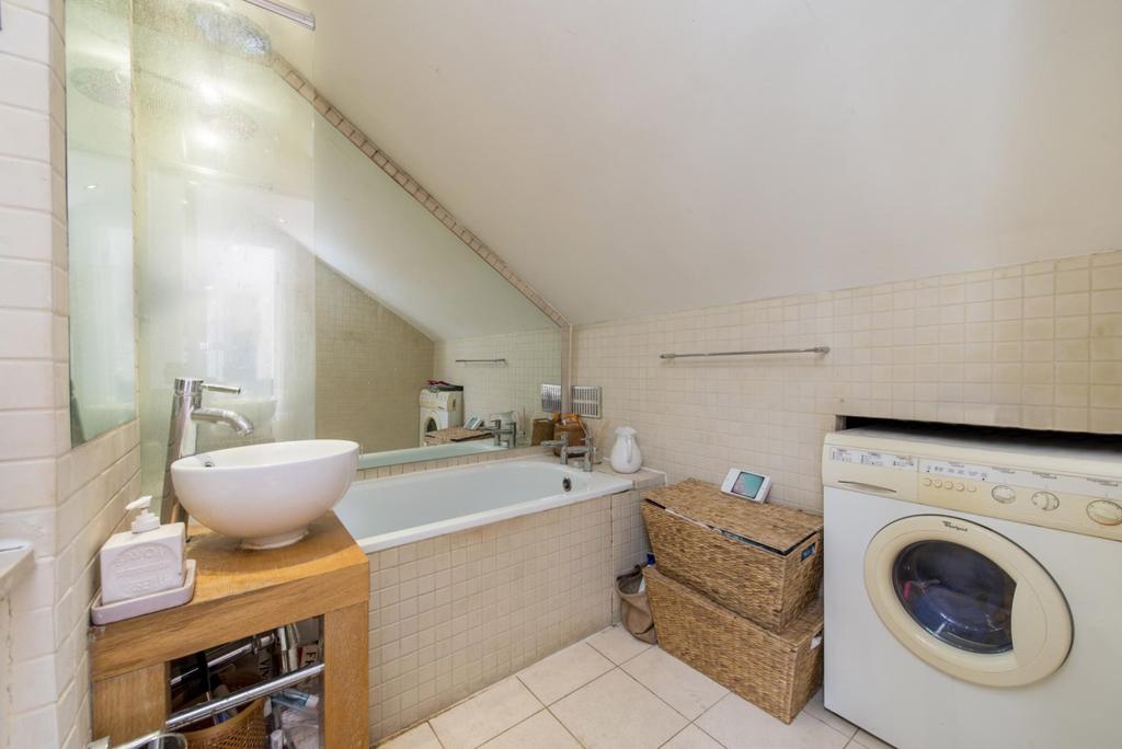1667 kfh york str...