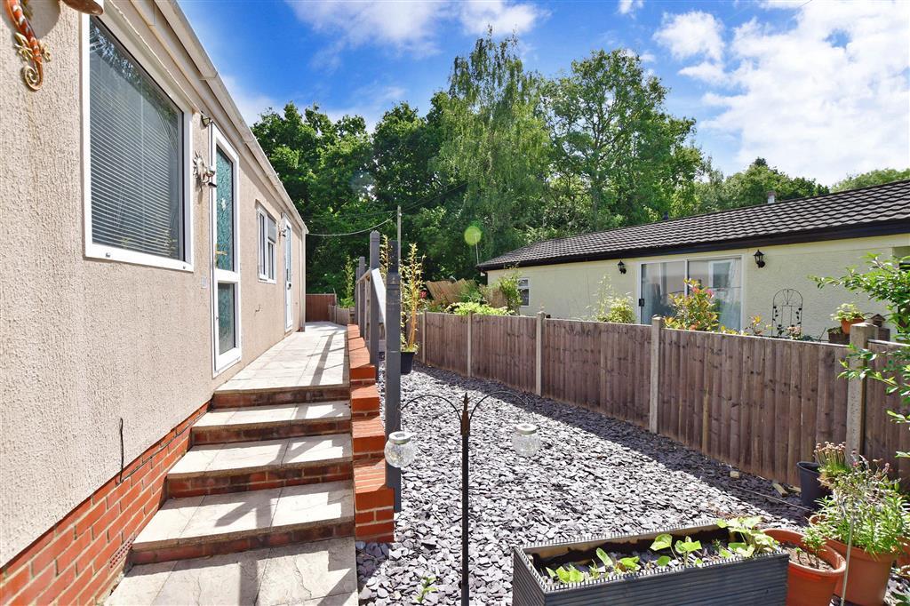 East Hill Park, Knatts Valley, Sevenoaks, Kent 1 bed park home for sale