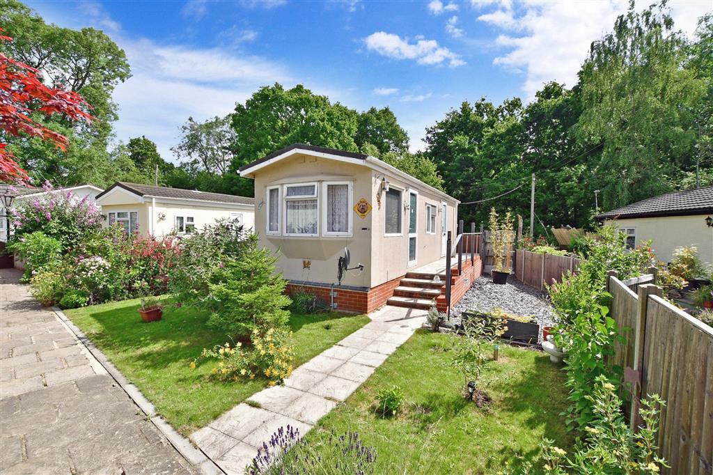 East Hill Park, Knatts Valley, Sevenoaks, Kent 1 bed park home for sale