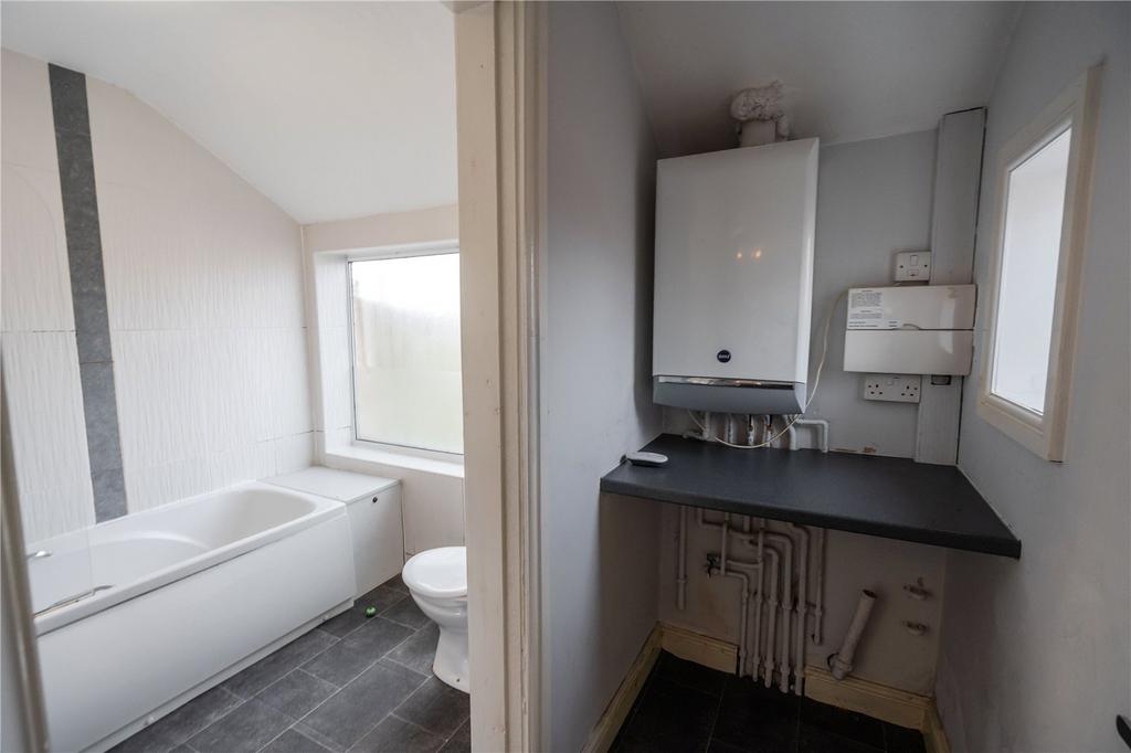 Bathroom/Utility