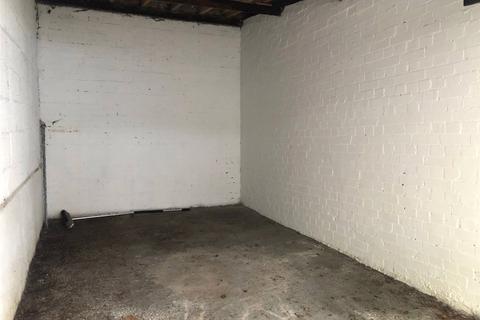 Garage to rent - South Grove, London, N6