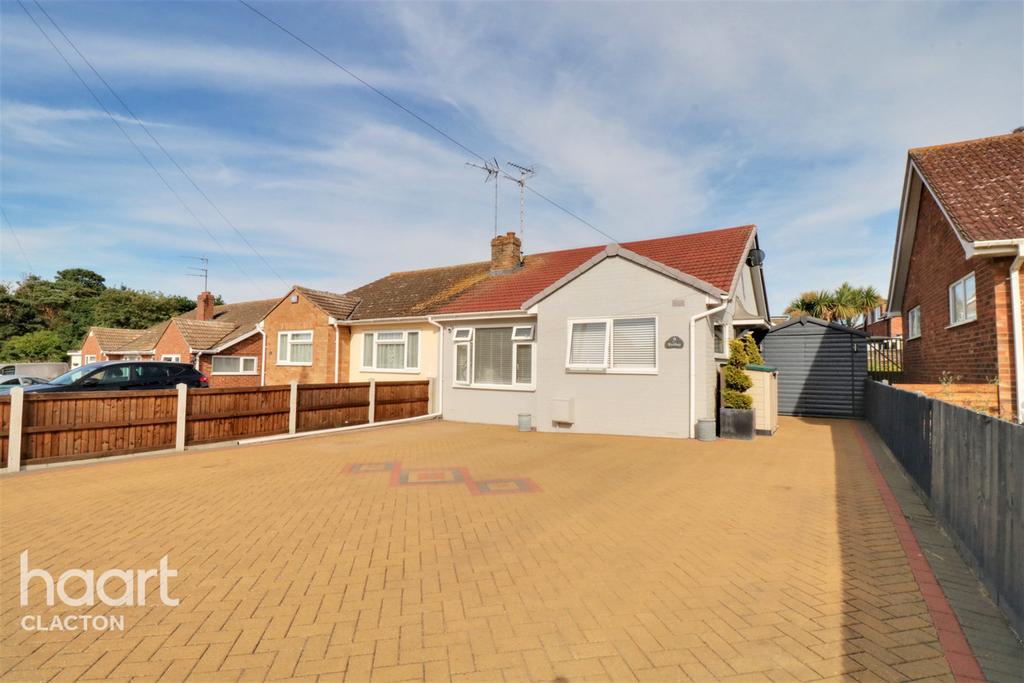 Cypress Close, ClactonOnSea 2 bed semidetached bungalow for sale £