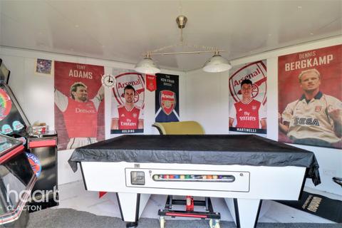 9 Cypress Close, Clacton-on-sea, CO15 4RB