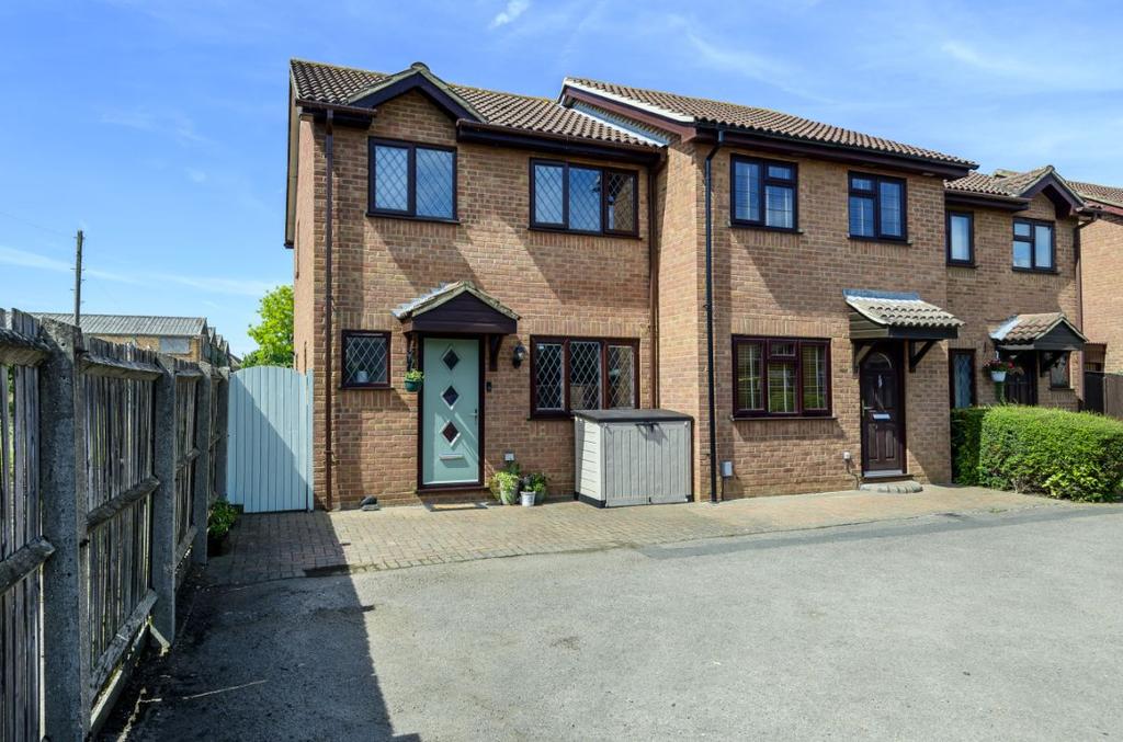 The Silver Birches, Kempston, Bedford 3 bed end of terrace house for