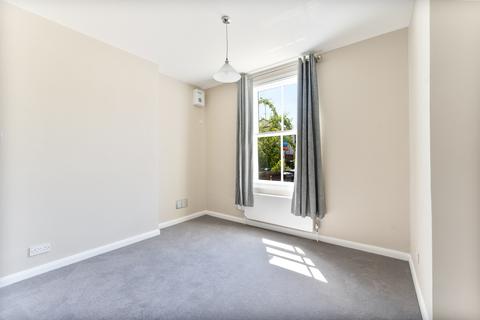 2 bedroom flat to rent - Orchard Road, Kingston Upon Thames, Surrey, KT1