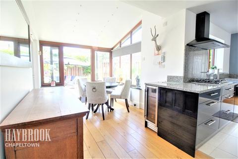 10 Admirals Crest, Scholes, Rotherham, S61 2SW