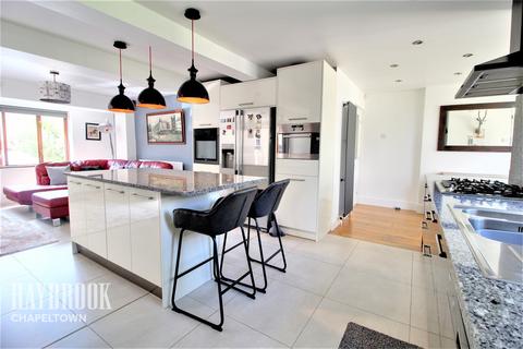 10 Admirals Crest, Scholes, Rotherham, S61 2SW