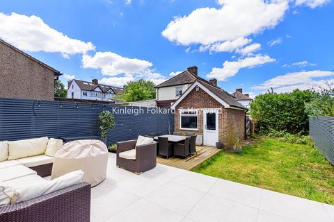 3 Hill Close, Chislehurst, BR7 6HZ