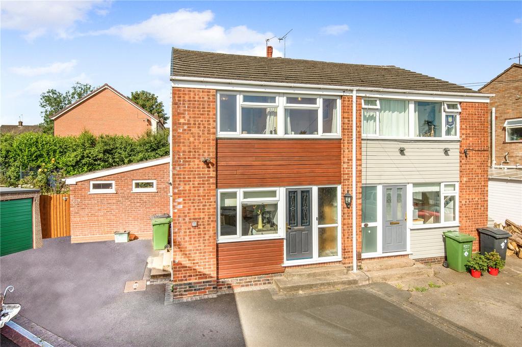 65 Manor Avenue South, Kidderminster, Worcestershire 3 bed semidetached house for sale £275,000
