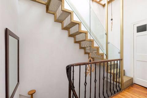 2 bedroom flat to rent, Raeburn Street, Stockbridge, Edinburgh, EH4