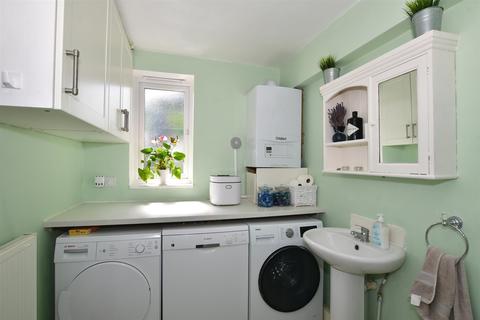 25 Kitchener Road, Rochester, ME2 3AJ