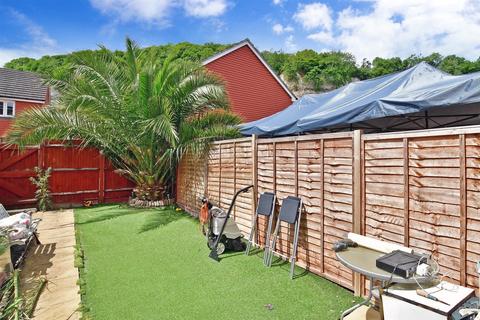 27 Eustace Crescent, Strood, Rochester, ME2 2GL