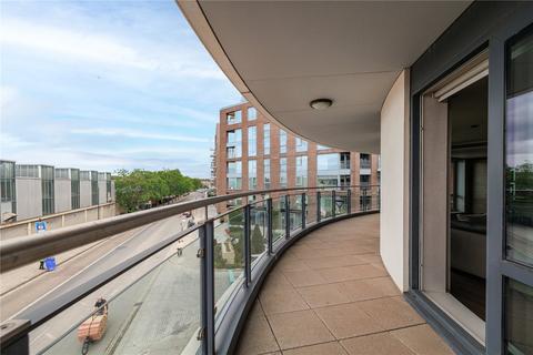 2 bedroom flat for sale, Park Street, London