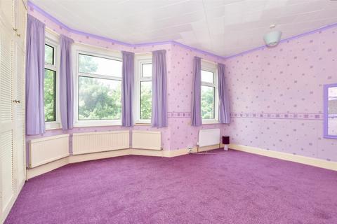 33 Addiscombe Road, Margate, CT9 2SE