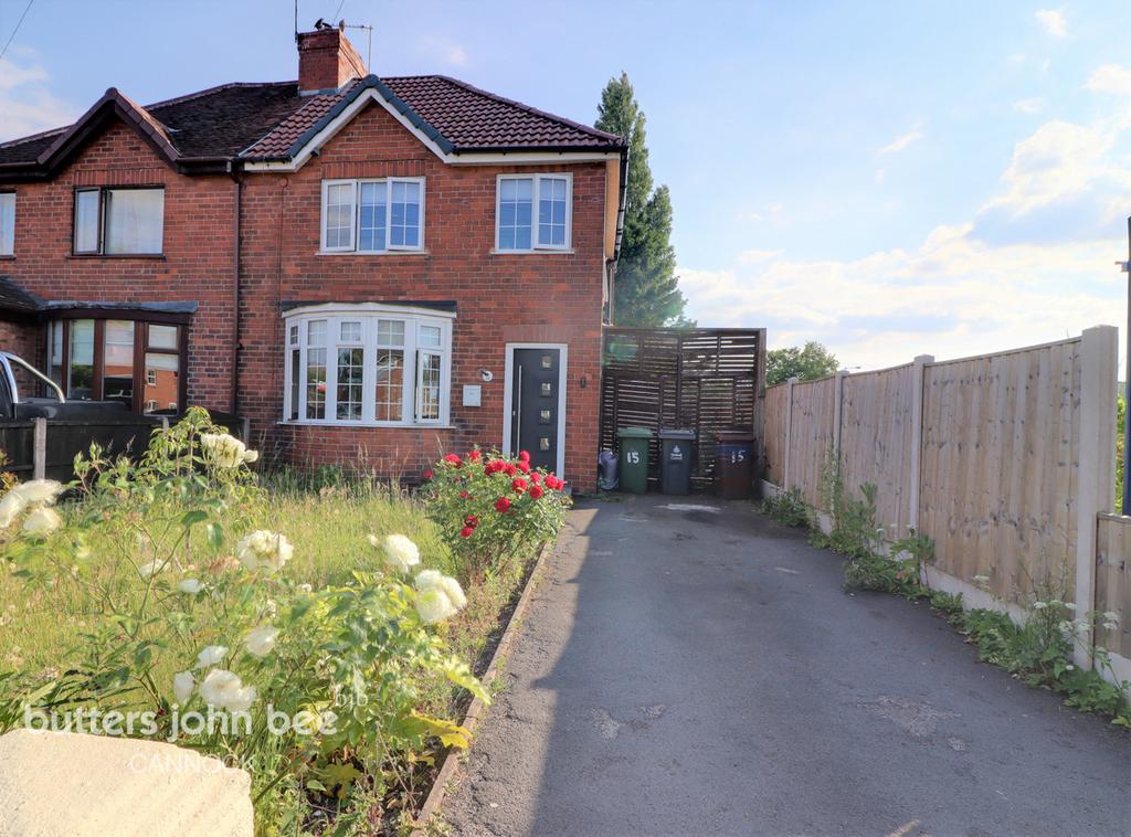 Clayhanger Road, WALSALL 2 bed semidetached house for sale £200,000