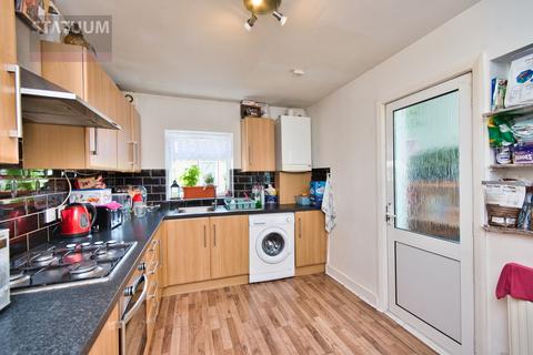4 bedroom terraced house to rent, Stamford Road, East Ham, London, E6