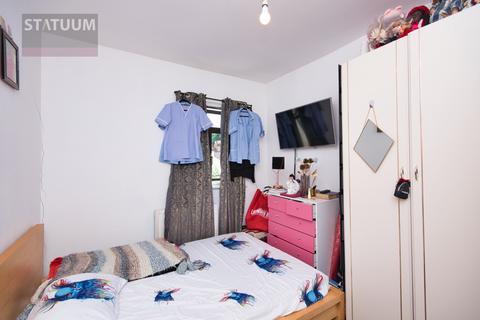 4 bedroom terraced house to rent, Stamford Road, East Ham, London, E6