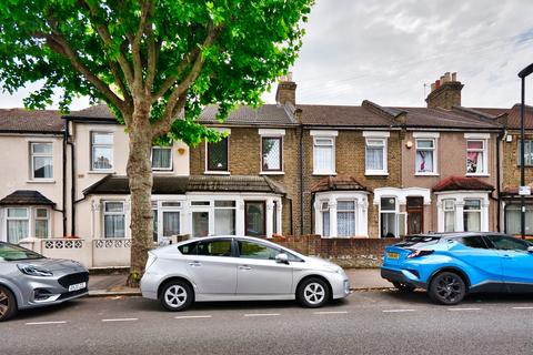 4 bedroom terraced house to rent, Stamford Road, East Ham, London, E6