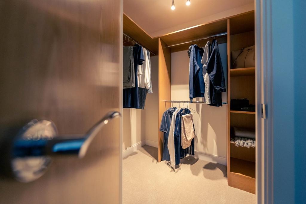 Herriot Gardens, Sunderland - Walk in Wardrobe