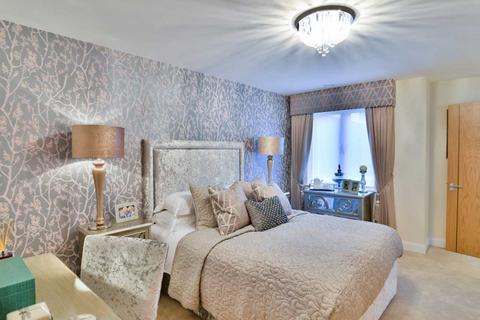 2 bedroom retirement property for sale, Property 11 at Heathlands Beaconsfield Road, Farnham Common SL2