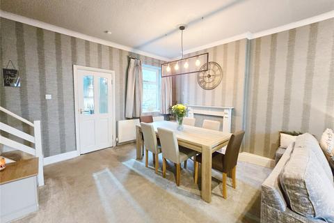 2 bedroom end of terrace house for sale, Burnley Road, Loveclough, Rossendale, BB4