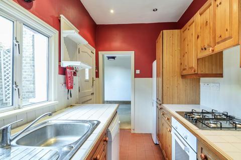 69 Eden Road, Beckenham, BR3 4AS