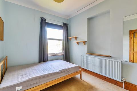69 Eden Road, Beckenham, BR3 4AS