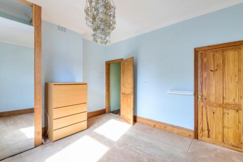 69 Eden Road, Beckenham, BR3 4AS