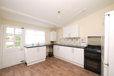 3 bedroom terraced house to rent - Ramsay Road, Forest Gate, London, E7
