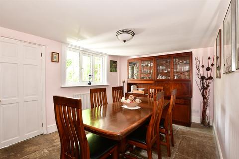 11a King Edward Avenue, Dartford, DA1 2HZ