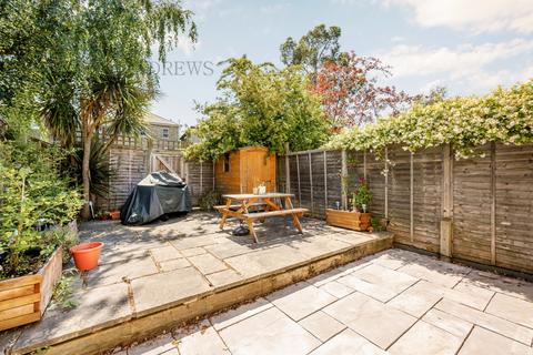 23 Park Place, London, W5 5NQ