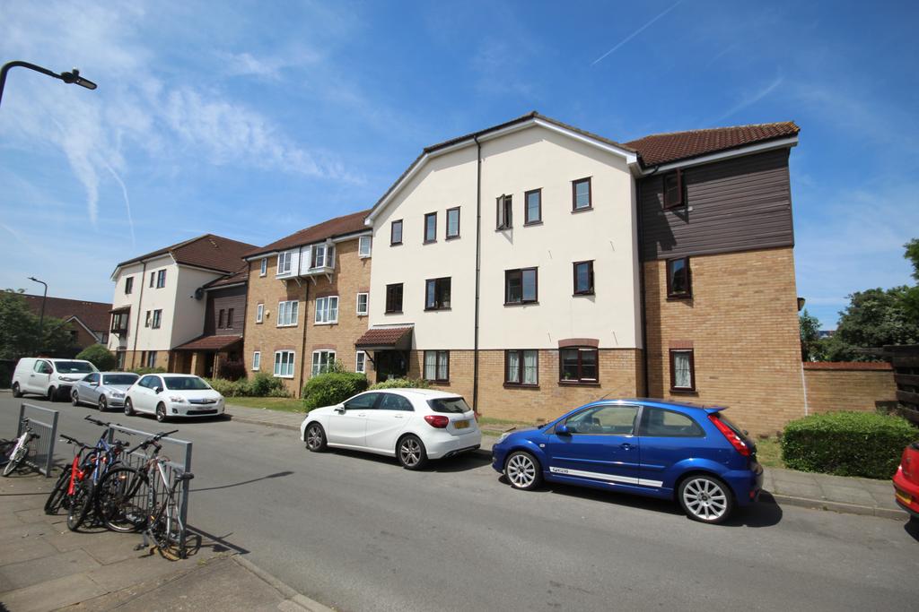 Millers Court, Vicars Bridge Close, Wembley, Middlesex HA0 2 bed flat